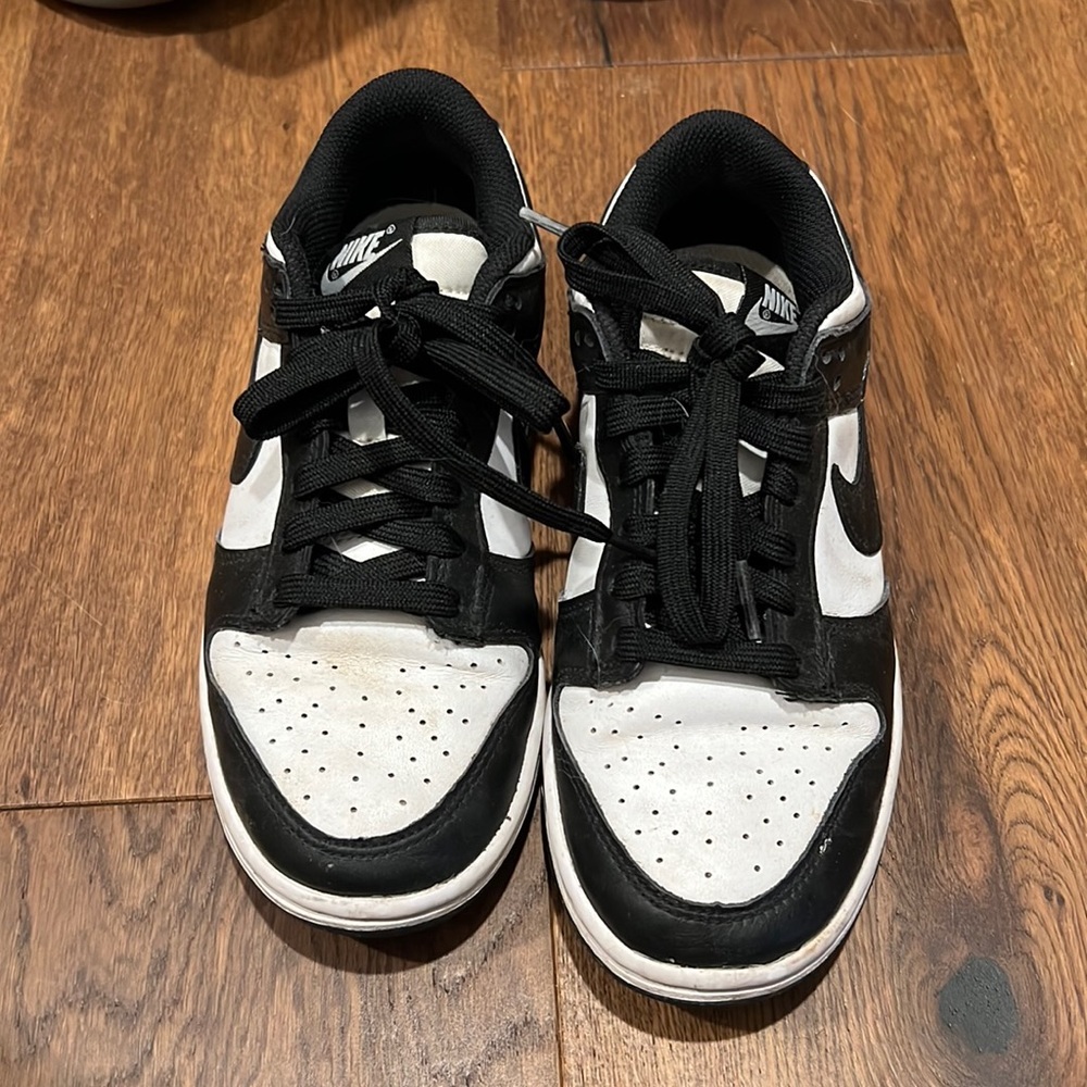 Panda dunks